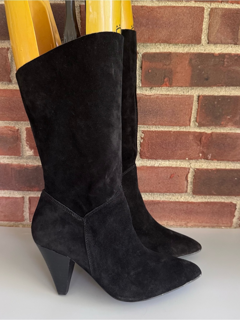 Steve Madden Womens US 7.5 M Black Suede Knee High Pointed Toe Heeled Boots. In